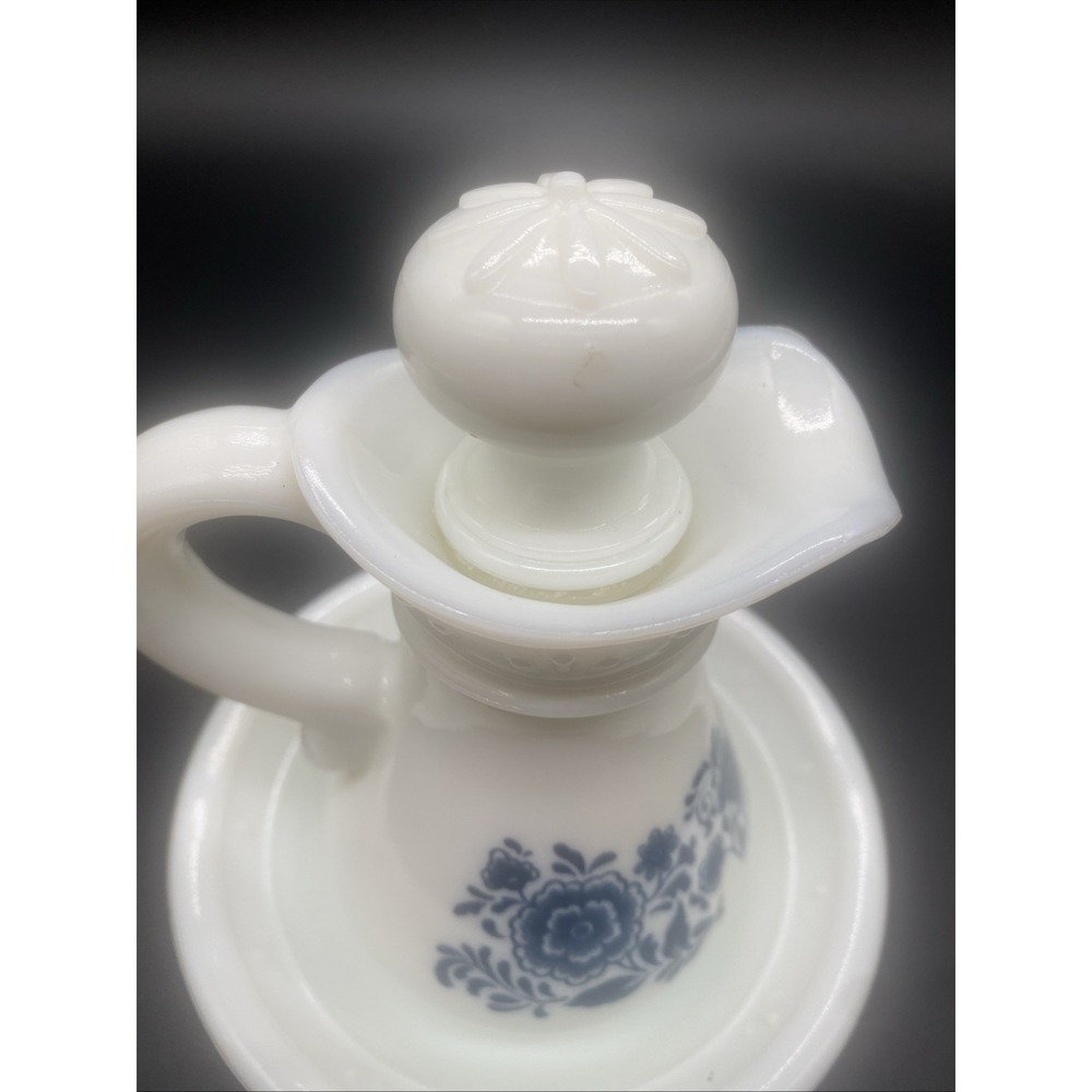 AVON  Vintage Milk Glass CRUET & Matching BOWL Blue White SKIN-SO-SOFT EMPTY - Picture 9 of 11